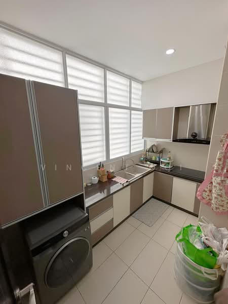 Servis Apartment untuk Dijual di Setia Tri-angle - Vincent Ooi - Kitchen - PropertyGuru.com.my
