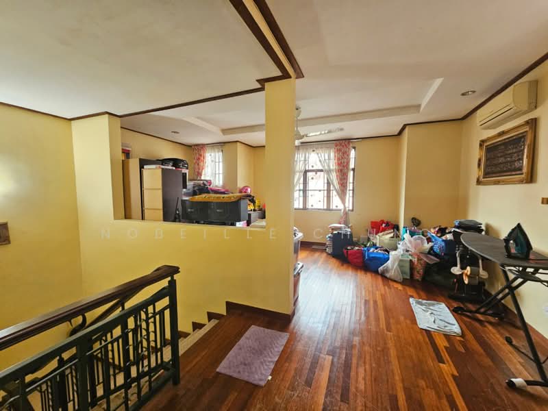 Rumah Berkembar untuk Dijual di Seksyen 27 (Shah Alam) - Nobeille Chung - Living Room - PropertyGuru.com.my