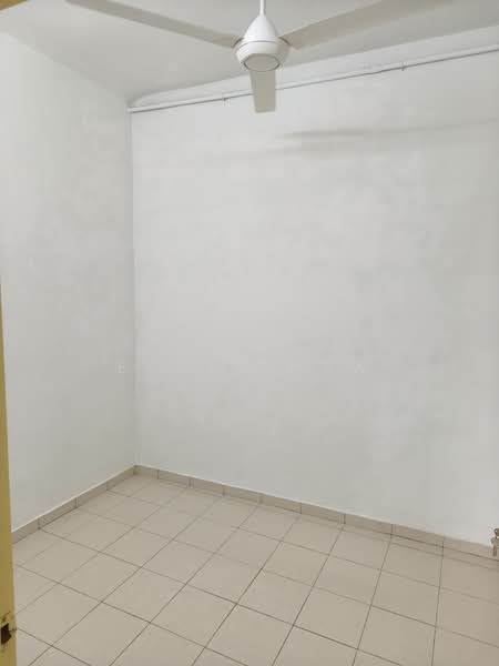Pangsapuri untuk Disewa di Pangsapuri Lagoon Perdana - Eadie Paw - Interior - PropertyGuru.com.my
