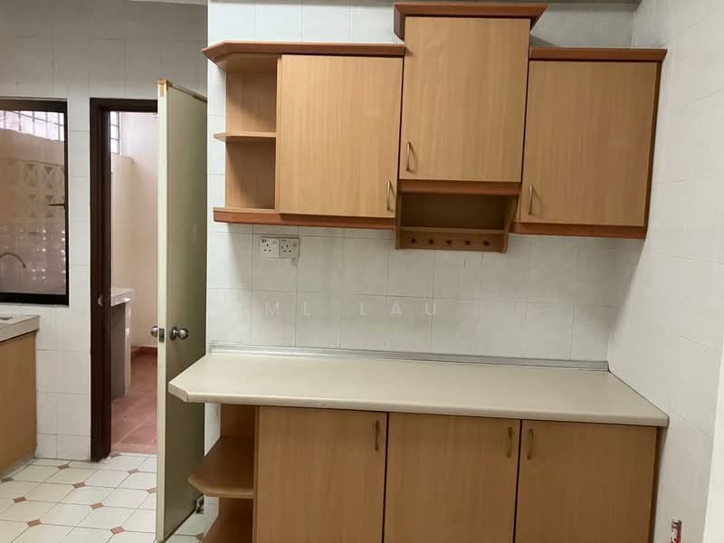 Kondominium untuk Disewa di Tiara Faber - ML Lau - Kitchen - PropertyGuru.com.my