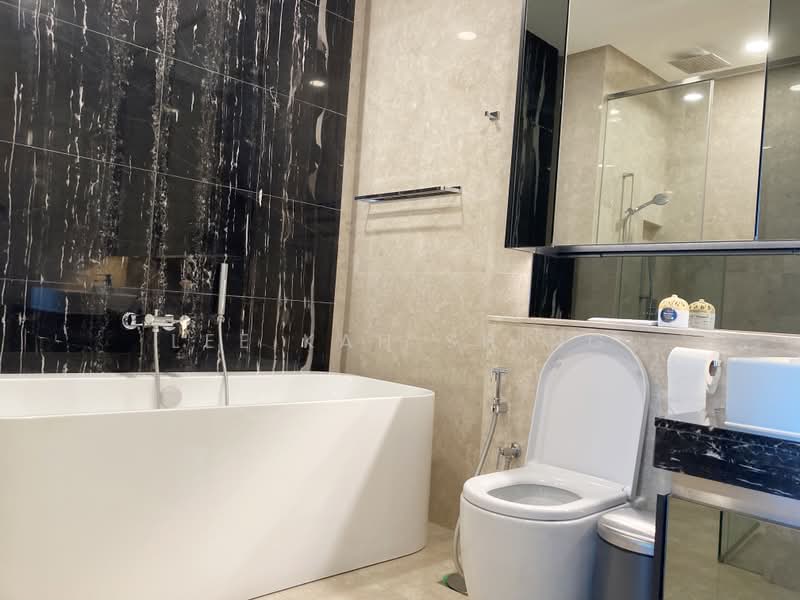 Servis Apartment untuk Disewa di Damansara City Residency (DC Residensi) - Lee Kah Shing - Bathroom - PropertyGuru.com.my