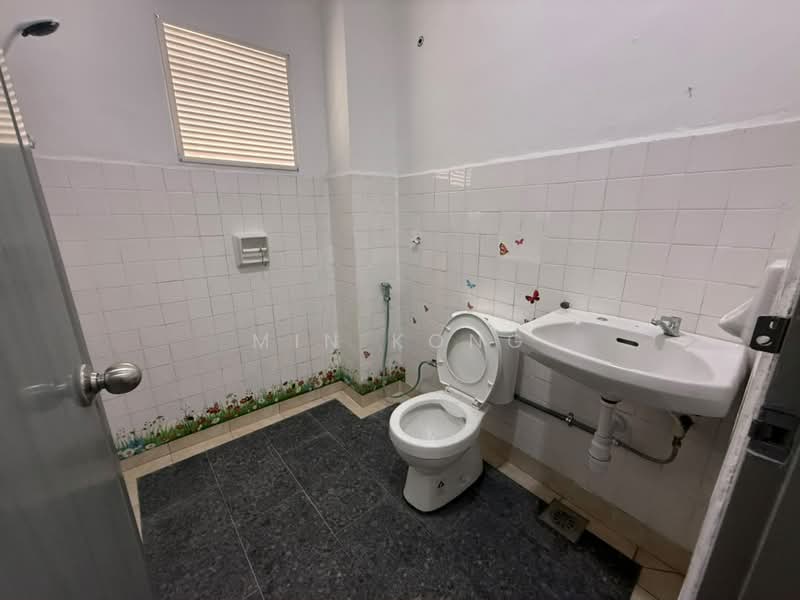 2-storey Terraced House for Rent in Johor Bahru (Johor) - Min Kong - Bathroom - PropertyGuru.com.my