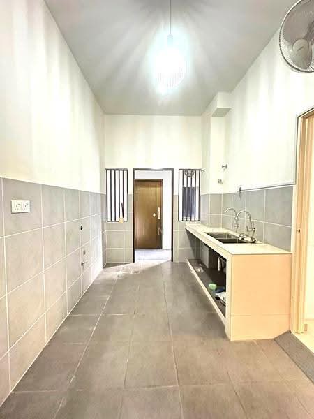 Semi-Detached House for Sale in Setia Ecohill (Semenyih) - Calvin Kok - Kitchen - PropertyGuru.com.my