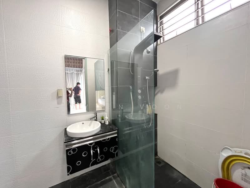 Cluster House for Sale in Setia Tropika (Johor Bahru) - Kayden Voon - Bathroom - PropertyGuru.com.my