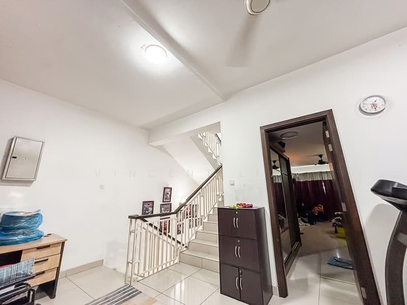 3-storey Terraced House for Sale in Seksyen 11 (Kota Damansara) - Vincent Liaw - Interior - PropertyGuru.com.my