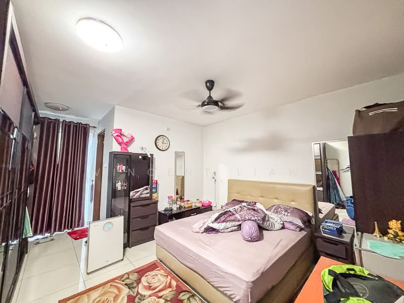 3-storey Terraced House for Sale in Seksyen 11 (Kota Damansara) - Vincent Liaw - Bedroom - PropertyGuru.com.my