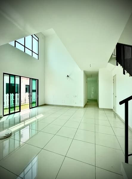 Rumah Berkembar untuk Dijual di Bandar Cassia (Batu Kawan) - Ooi Chee Khoon - Living Room - PropertyGuru.com.my