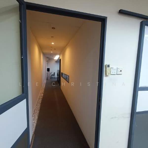 Office for Rent in Mont Kiara (Kuala Lumpur) - Lee Christina - Corridor - PropertyGuru.com.my