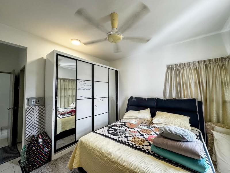 Condominium for Sale at D'Pines@Ampang - Azli Ibrahim - Bedroom - PropertyGuru.com.my