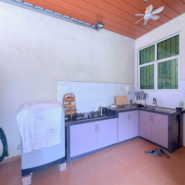 Semi-Detached House for Sale in Taman Seri Cendana (Juru) - Ann Khor - Kitchen - PropertyGuru.com.my
