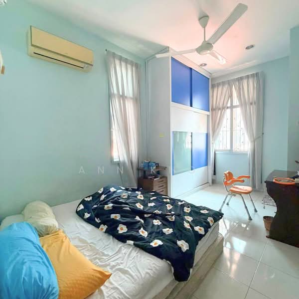 Semi-Detached House for Sale in Taman Seri Cendana (Juru) - Ann Khor - Bedroom - PropertyGuru.com.my