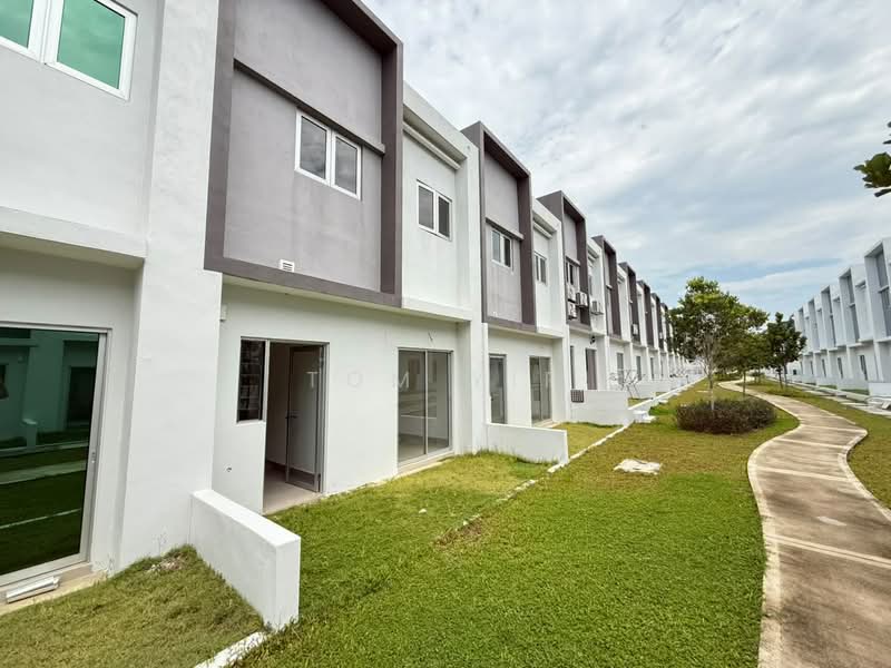 Rumah Teres 2 Tingkat untuk Dijual di Bandar Tasik Puteri (Rawang) - Tom Yip - Exterior - PropertyGuru.com.my