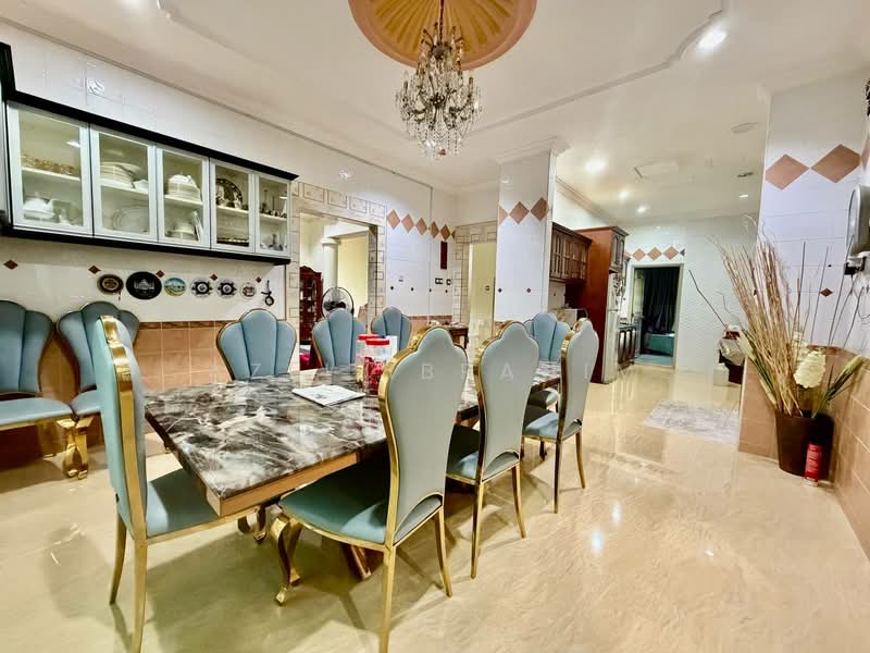 Bungalow for Sale in Taman Maluri (Cheras) - Azli Ibrahim - Dining Room - PropertyGuru.com.my