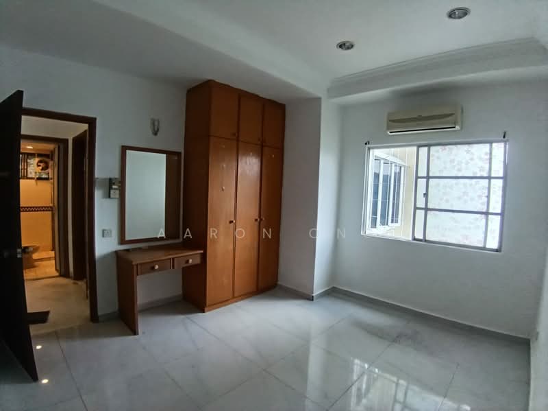 Kondominium untuk Disewa di Puncak Athenaeum - Aaron Ong - Bedroom - PropertyGuru.com.my