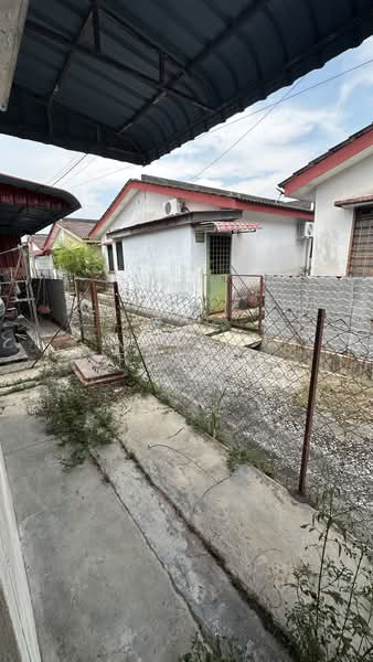 1-storey Terraced House for Sale in Lahat (Perak) - Mandy Phang - PropertyGuru.com.my