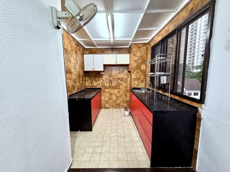 Condominium for Sale at Antah Tower - Azli Ibrahim - Kitchen - PropertyGuru.com.my