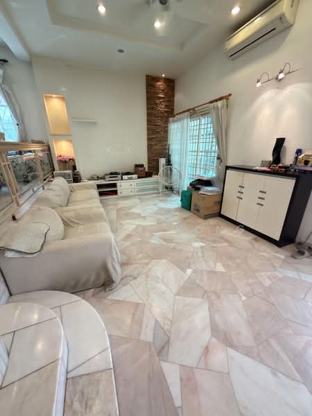 2-storey Terraced House for Sale in Gelugor (Penang) - Fanny Wong - Living Room - PropertyGuru.com.my