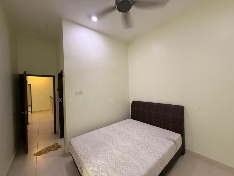 Cluster House for Sale in Skudai (Johor) - Kelvin Chop - Bedroom - PropertyGuru.com.my