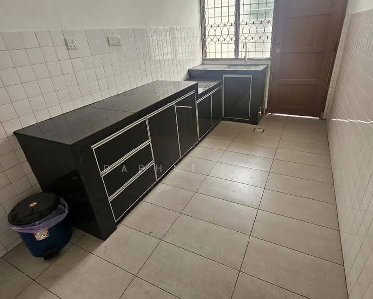 Rumah Teres untuk Disewa di Johor Bahru (Johor) - Daphne Lee - Kitchen - PropertyGuru.com.my