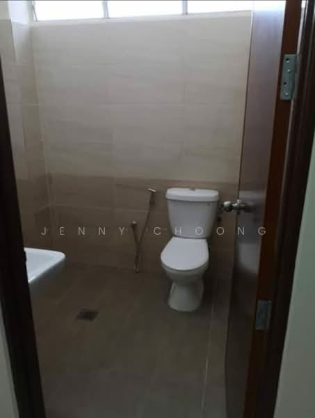Rumah Teres 2 Tingkat untuk Dijual di Taman Alam Jaya (Cheras) - Jenny Choong - Bathroom - PropertyGuru.com.my