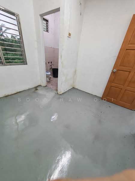 Rumah Teres 2 Tingkat untuk Disewa di Taman Kasawari (Simpang Ampat) - Boon Haw Ooi - Bathroom - PropertyGuru.com.my