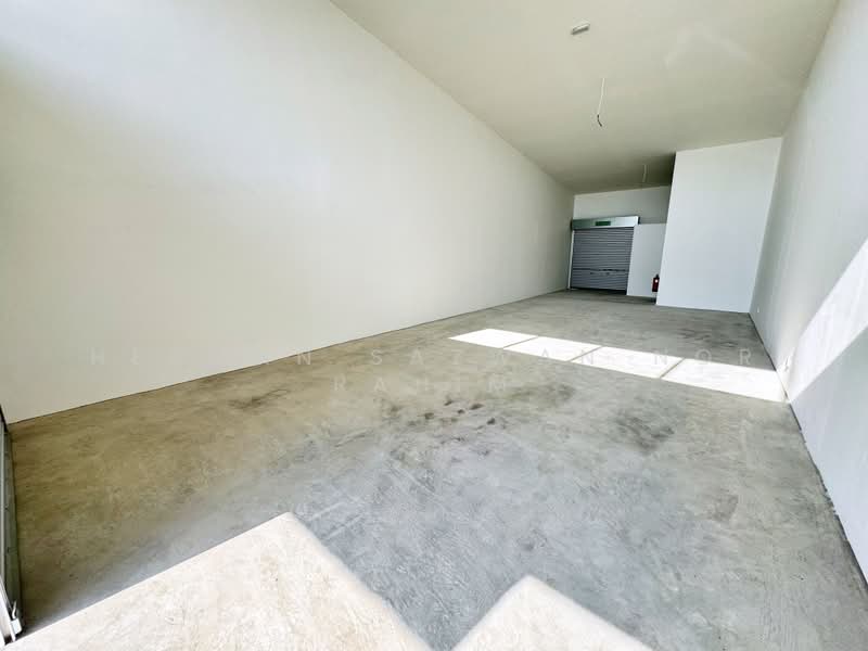 Shop for Rent in Bandar Tasik Kesuma (Beranang) - Herman Sazwan Nor Rahim - Interior - PropertyGuru.com.my