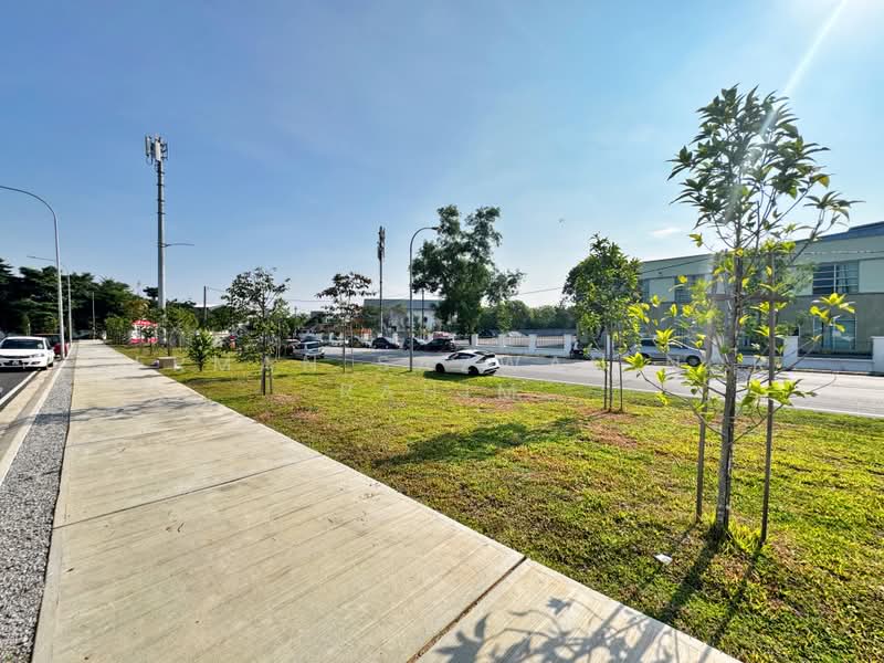 Shop for Rent in Bandar Tasik Kesuma (Beranang) - Herman Sazwan Nor Rahim - Exterior - PropertyGuru.com.my