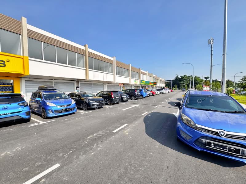 Shop for Rent in Bandar Tasik Kesuma (Beranang) - Herman Sazwan Nor Rahim - Exterior - PropertyGuru.com.my