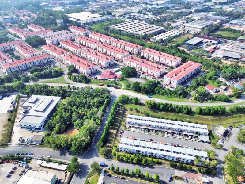 Shop for Rent in Bandar Tasik Kesuma (Beranang) - Herman Sazwan Nor Rahim - Drone - PropertyGuru.com.my