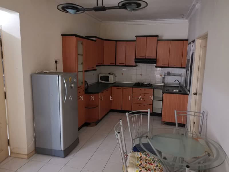 Kondominium untuk Disewa di Villa Emas - Annie Tan - Kitchen - PropertyGuru.com.my