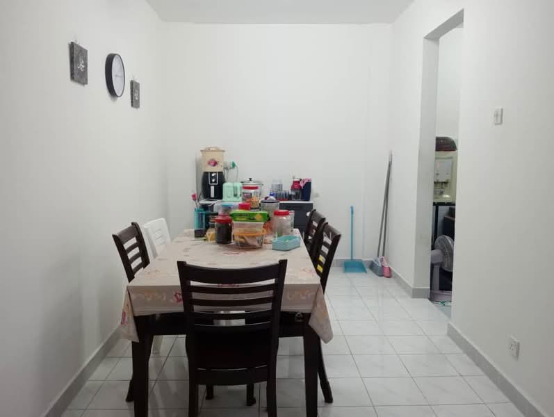 Apartment for Sale at Sri Cempaka (Puchong Jaya) - Yi Jun - Dining Room - PropertyGuru.com.my