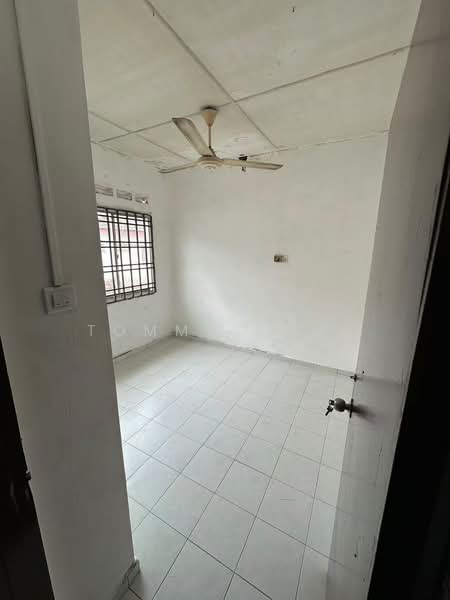 Rumah Teres 2 Tingkat untuk Disewa di Taman Kota Masai (Pasir Gudang) - Tommy Phua - Interior - PropertyGuru.com.my