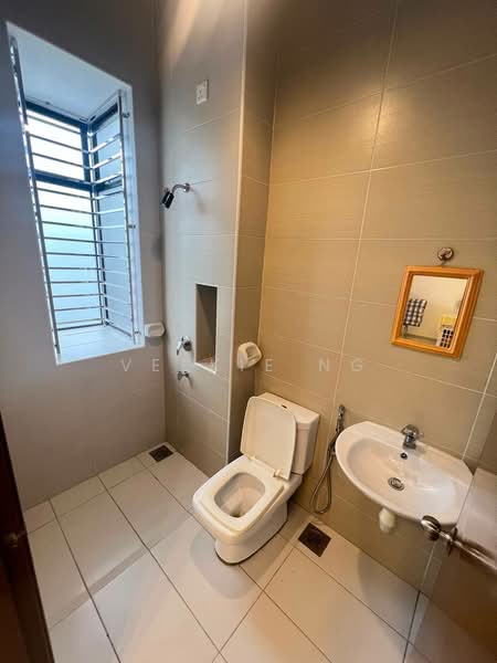 Rumah Kluster untuk Dijual di Bukit Indah (Iskandar Puteri (Nusajaya)) - Veekie Ng - Bathroom - PropertyGuru.com.my