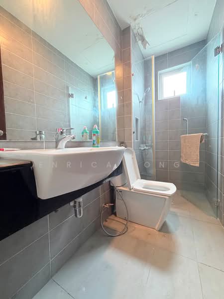 Service Residence for Rent at Paragon Residences @ Straits View - Enrica Long - Bathroom - PropertyGuru.com.my