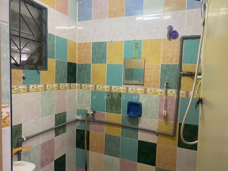 Rumah Teres 1 Tingkat untuk Disewa di Taman Kajang Utama (Kajang) - Yoke Khiem Yap - Bathroom - PropertyGuru.com.my