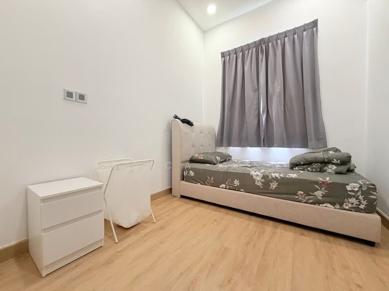 Service Residence for Sale at Paragon Residences @ Straits View - Enrica Long - PropertyGuru.com.my