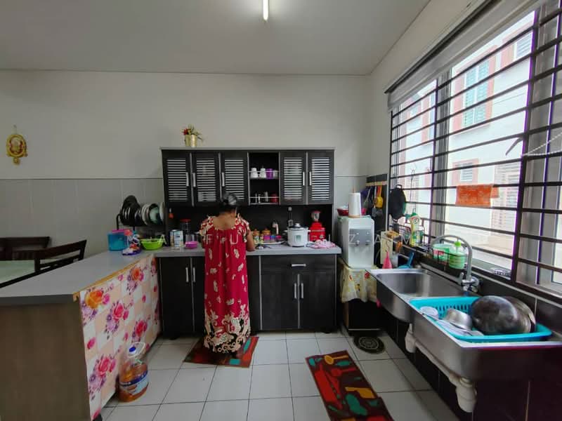 Terraced House for Sale in Nilai (Negeri Sembilan) - Saiful Nizam - Kitchen - PropertyGuru.com.my