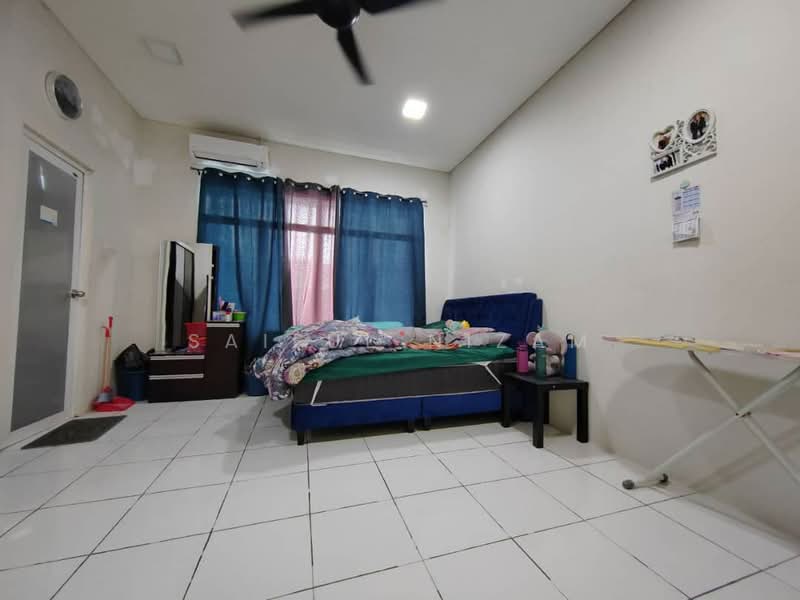 Terraced House for Sale in Nilai (Negeri Sembilan) - Saiful Nizam - Bedroom - PropertyGuru.com.my