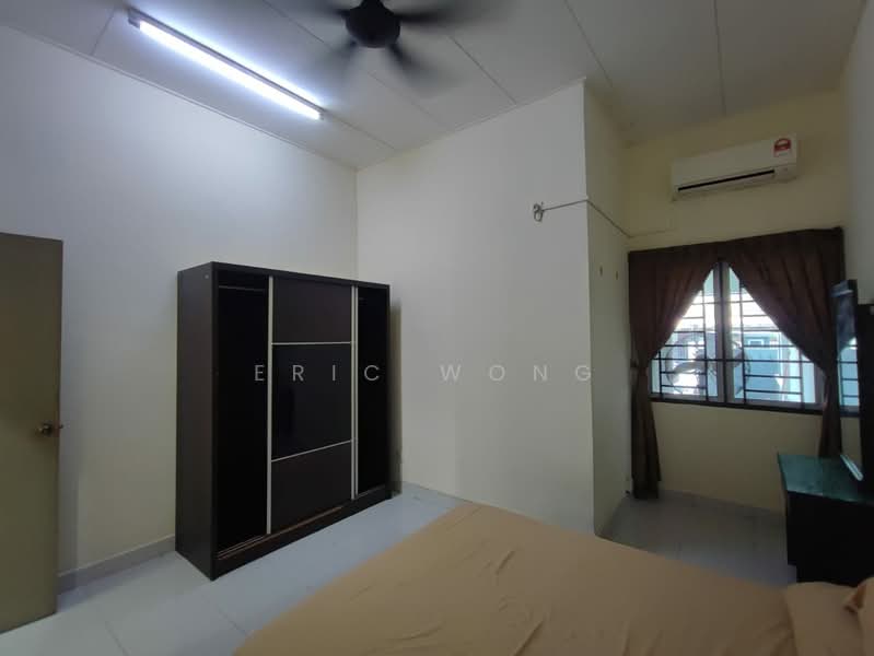 Rumah Teres 1 Tingkat untuk Disewa di Bandar Seri Alam (Masai) - Eric Wong - PropertyGuru.com.my