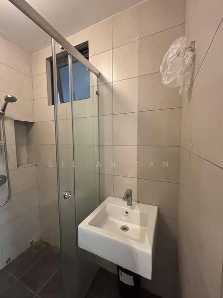 Servis Apartment untuk Disewa di Sunway Avila Residences - Lilian Tan - Bathroom - PropertyGuru.com.my
