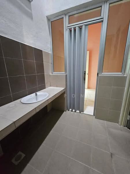Semi-Detached House for Sale in Taman Tawas Jaya (Ipoh) - Tee Pony - PropertyGuru.com.my