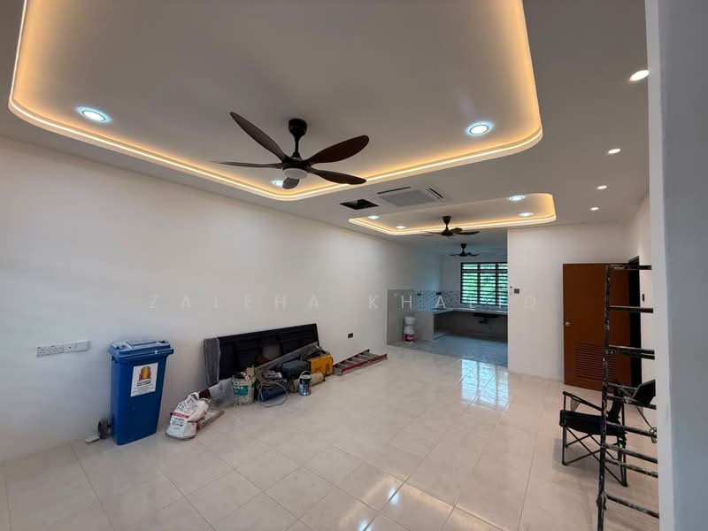 Terraced House for Rent in Banting (Selangor) - Zaleha Khalid - Living Room - PropertyGuru.com.my