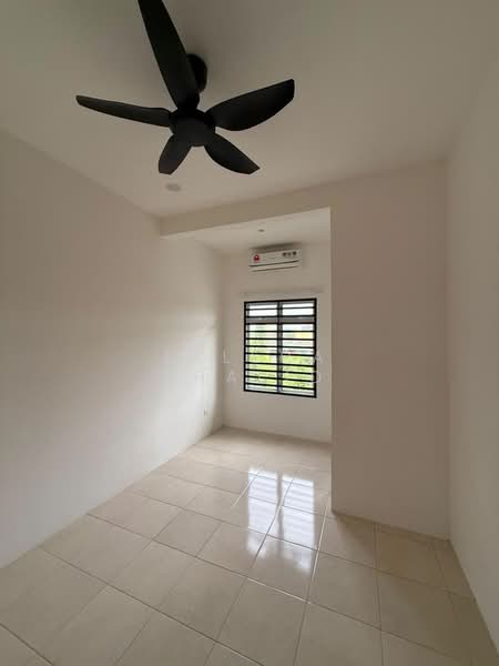 Terraced House for Rent in Banting (Selangor) - Zaleha Khalid - Interior - PropertyGuru.com.my