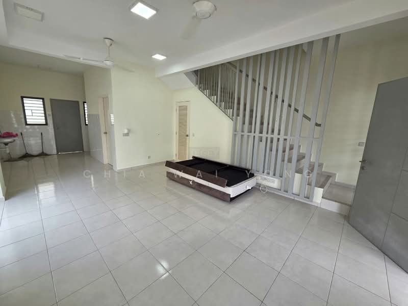 2-storey Terraced House for Rent in Shah Alam (Selangor) - Chia Wai Yong - Living Room - PropertyGuru.com.my