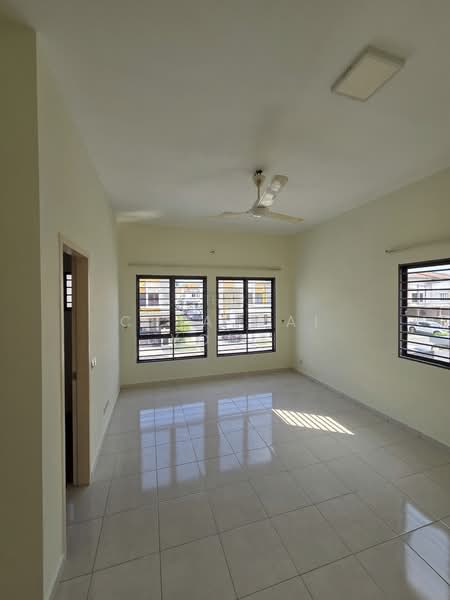 2-storey Terraced House for Rent in Shah Alam (Selangor) - Chia Wai Yong - Living Room - PropertyGuru.com.my