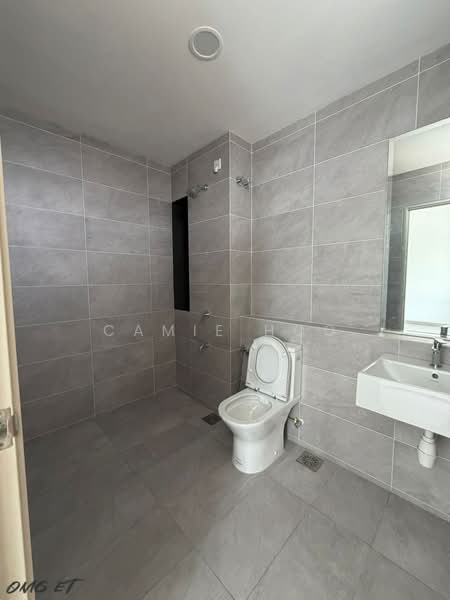 2-storey Terraced House for Sale in Bandar Bukit Raja (Klang) - Camie Hoo - Bathroom - PropertyGuru.com.my