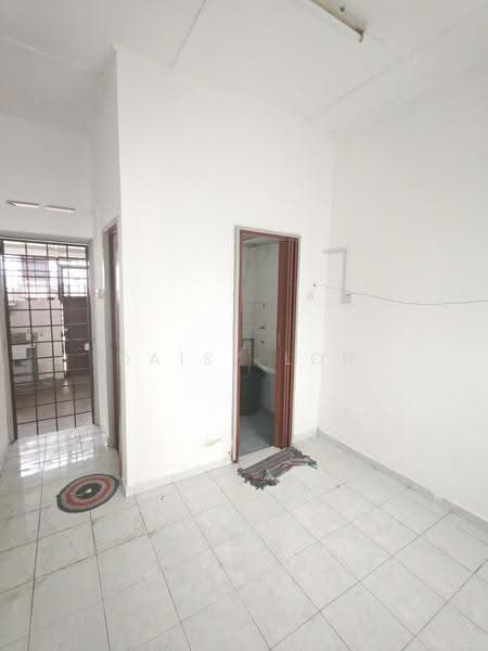 1-storey Terraced House for Sale in SS3 (Petaling Jaya) - Daisy Loh - Interior - PropertyGuru.com.my