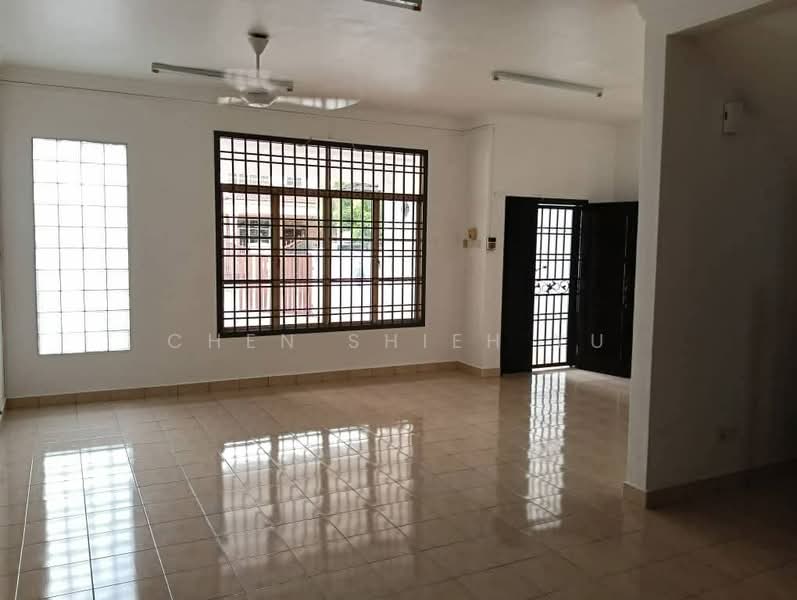 Terraced House for Sale in Taman Mutiara Rini (Skudai) - Chen Shieh Yu - Living Room - PropertyGuru.com.my