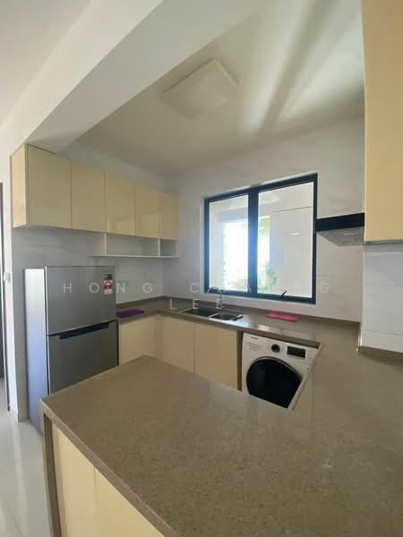 Kondominium untuk Disewa di Cerulean Bay @ Forest City - Hong Charng Lee - Kitchen - PropertyGuru.com.my