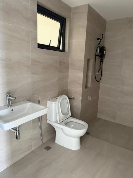 Kondominium untuk Dijual di Skyline KL - Man Tan - PropertyGuru.com.my